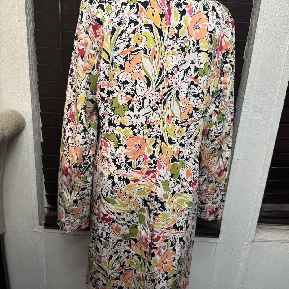 Kenar Vibrant Floral Jacket - Picture 5 of 11